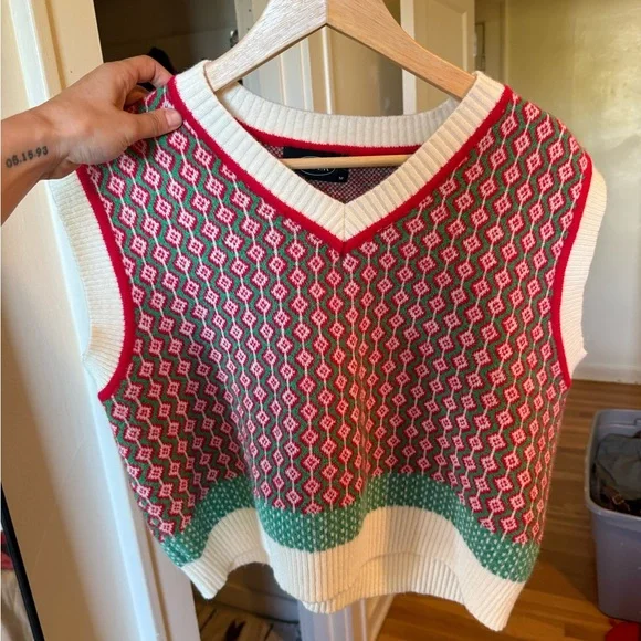 Cider Vintage Style Sweater Vest - Picture 3 of 5